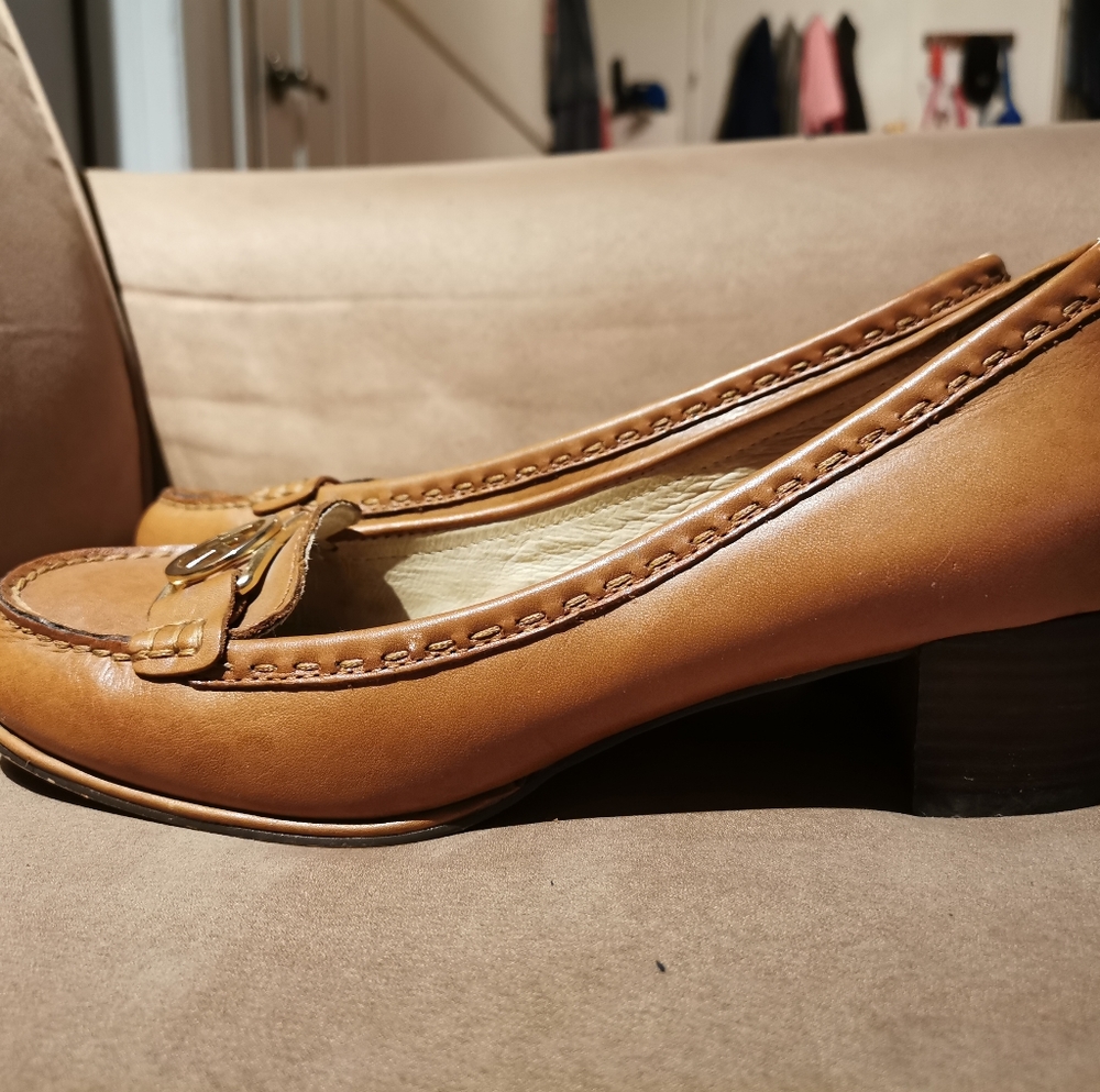 Mk shoes - Picture 2 of 4